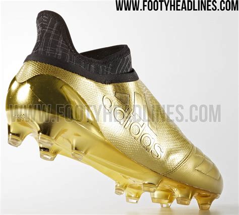 fußballspieler schwarzgold adidas schuh|Goldene Fußballschuhe .